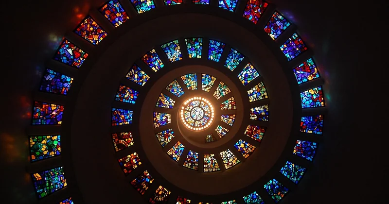 Combien coûte une restauration de vitraux anciens : fourchettes et critères de devis