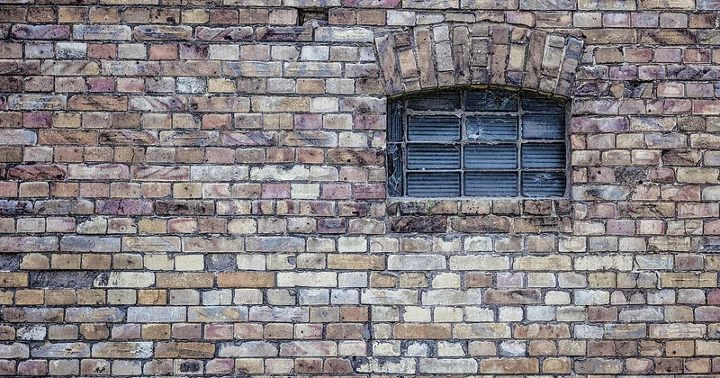 Le rejointoiement : la technique qui sauve les murs